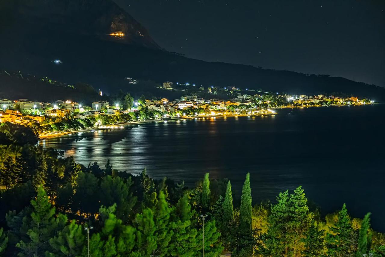 Villa Bougenvilia Tomas Tučepi Екстериор снимка